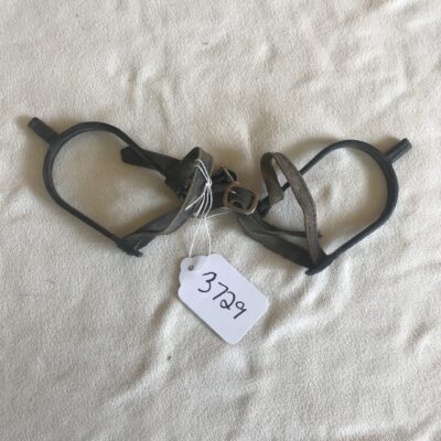 Plastic 3/4 Inch Spur with Leather Straps