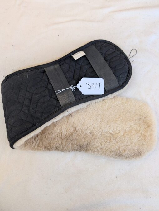 Black Sheepskin Girth Cover 30
