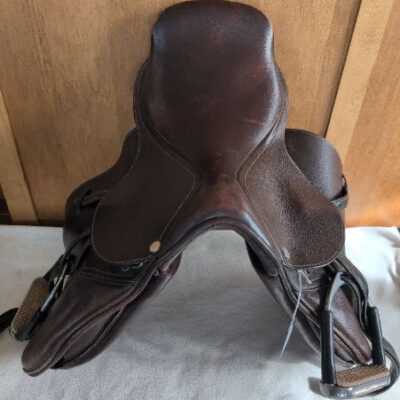 TreadStone 17inch Brown Leather Saddle with Stirrups